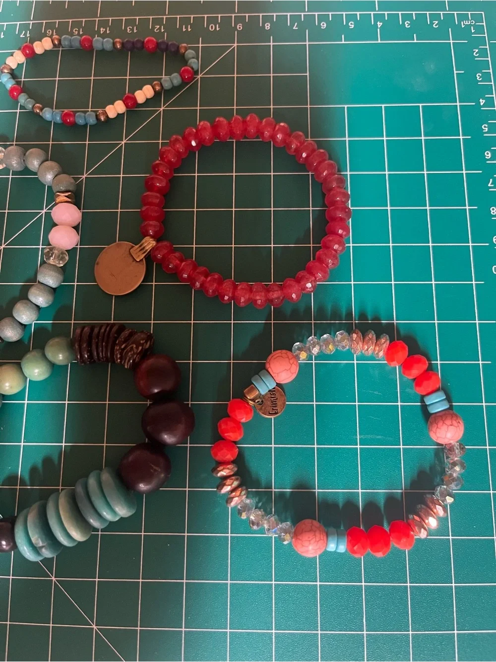 Lot of 9 Assorted Beaded Stretch Bracelets - Pink, Red, Tan, Aqua & Mixed Colors - Picture 5 of 6